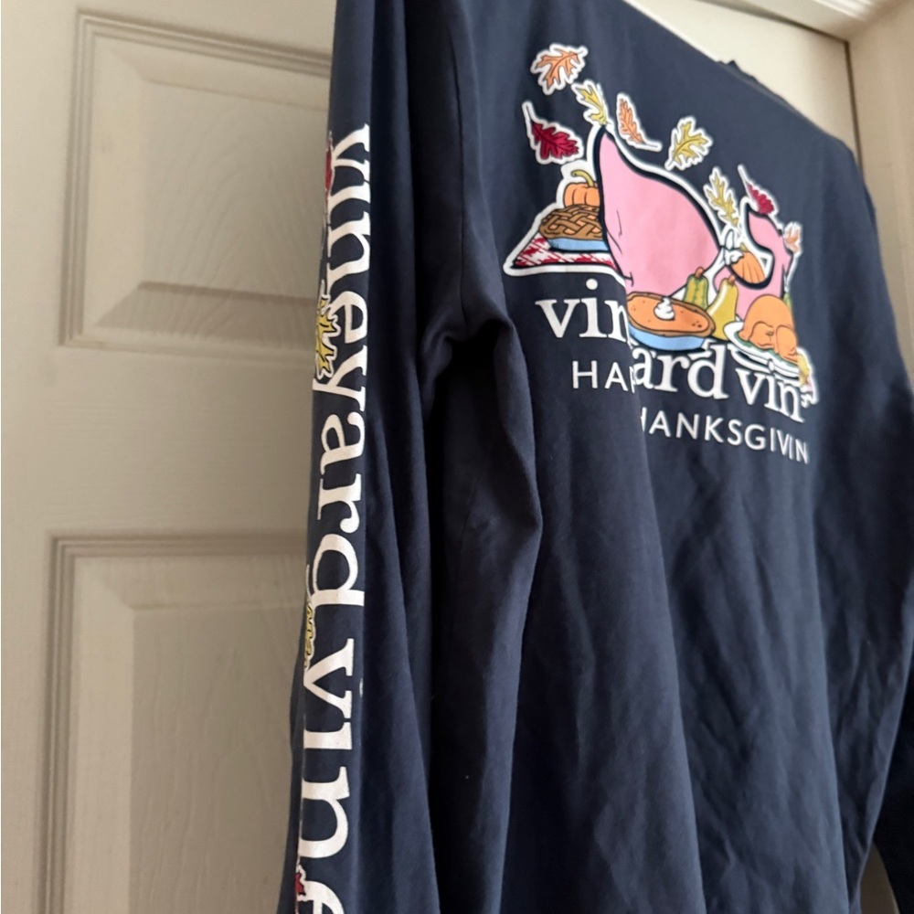 Vineyard Vines Navy Crewneck Thanksgiving edition! NWOT WILL SHIP SAME DAY - Picture 5 of 5